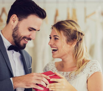 20 Special Wedding Gift Ideas For Bride From Groom That Will Make Your Bride-To-Be Adore You