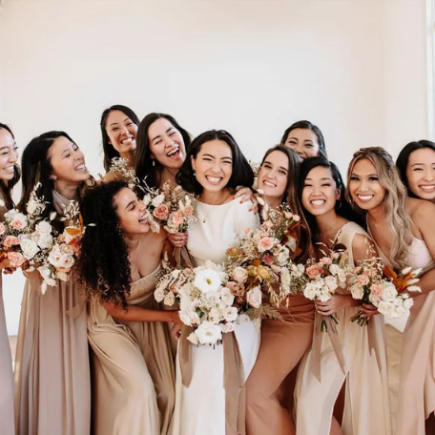 30+ Things A Bridesmaid Should Do For The Bride On The Wedding Day