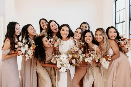 30+ Things A Bridesmaid Should Do For The Bride On The Wedding Day