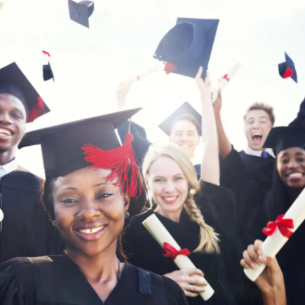 21+ Unique High School Graduation Wishes, Quotes, and Messages To Give The Young Graduate